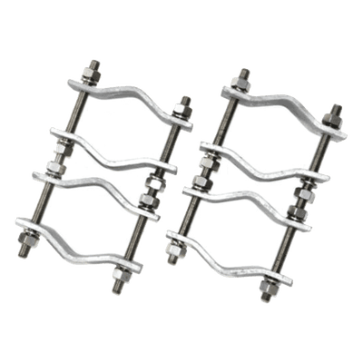 Juego de Abrazaderas Dobles / Mástiles 3.8 a 8.9 cm (1.5 a 3.5 in) / Separación 12 cm (4.75 in) / Acero Galvanizado / Torres Cuadradas o Redondas