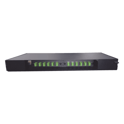 Patch panel de 12 puertos de 1u, incluye pigtails, adapters plates y splice tray