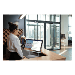 Sistema de Videoconferencia Todo en Uno / Pantalla Táctil 23.8" / Cámara 4K / USB-C PD 45W / Certificado Teams y Zoom