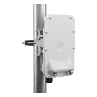 Radio Point-to-Point / Hasta 1.36 Gbps / 4.91-6.2 GHz / 802.11ac Wave 2 MU-MIMO 4x4 / Conectorizado / +80 km / IP66/67
