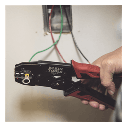 Pinza Ponchadora para Terminales con Aislamiento en Cable de Cobre Sólido y Trenzado de 10-22 AWG.