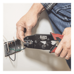 Pinza Ponchadora para Terminales con Aislamiento en Cable de Cobre Sólido y Trenzado de 10-22 AWG.