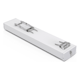 Antena Sectorial para Exterior / Frecuencia 1710-2190 MHz / Ganancia 18 dBi / Ancho de Banda 480 MHz / VSWR ≤1.5 / Potencia Máxima 200W / IP65 / Montaje en Tubo