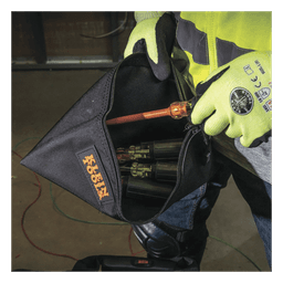 Estuche Portaherramientas / Nylon Cordura / Cierre Relámpaga / 31.8 cm (12.5') x 17.8 cm (7') x 1.3 cm (0.5')