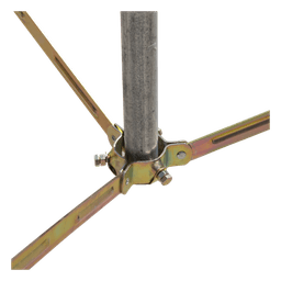 Kit de Montaje Trípode con Mástil / Acero Galvanizado / Altura Total 4.52 m (14.8 ft) / Capacidad 6 kg / Antenas Plato < 25 cm