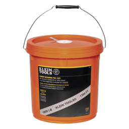 Cinta de Tracción Plana Prelubricada / 396 m (1300 pies) / Resistencia 816 kg / Cubeta con Tapa