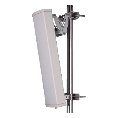 Antena sectorial para 2G, 3G, 4G y 5G de telefonía celular / 15 dBi / Multi Banda / Rango de Frecuencia (698-960 / 1710-2700 MHz). 