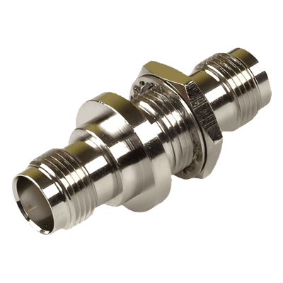 Adaptador / Doble TNC Hembra / Montaje Hermético Chasis / Tipo D-Plano / Níquel-Oro-Teflón