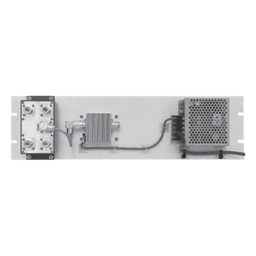 Multiacoplador de 300-400 MHz, 4 Salidas, 40 MHz y 0-18 dB de Ganancia.