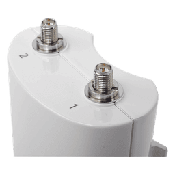 Radio Cliente Conectorizado / 700 Mbps / 4.9-6.4 GHz / IP67 / 2x2:2 MIMO / Gigabit Ethernet / SMA Inverso
