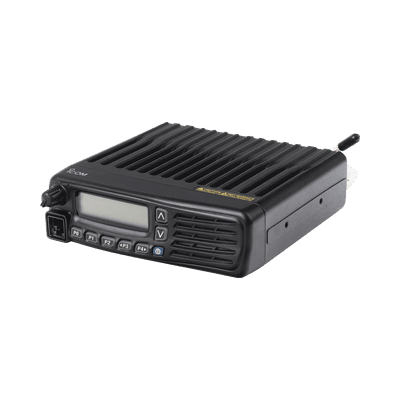 Radio Móvil Digital NXDN, 50 W, 136-174MHz, 512 canales, analógico, digital, mezclado, convencional, trunking y multitrunk. Incluye micrófono, cable de corriente y bracket.