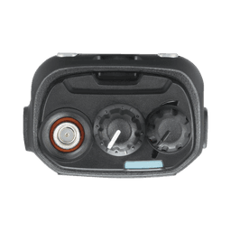 Radio portátil UHF 450-520 MHz, Analógico, 5 Watts, 260 Canales, 9 Teclas, IP55, MIL-STD-810, Inc. antena, batería, cargador y clip