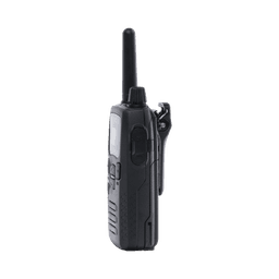 450-470 MHz, 16 canales, 1.5 Watts, VOX, Scaner, Incluye antena, batería, cargador y clip.