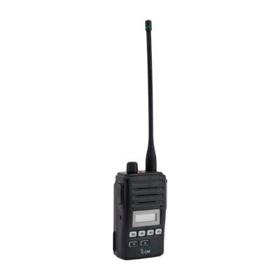 Radio portátil profesional de 4 Watts, rango de frecuencia de 400-470 MHz, 128 canales, inc:Amplificador BTL y señalización MDC1200. Grabador de voz y vibrador, Señalización MDC1200. Antena, batería, cargador.